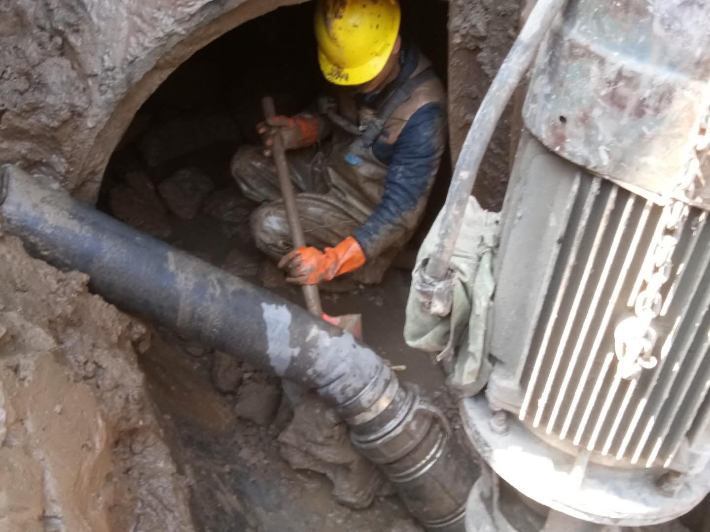 凤岗镇管道清淤